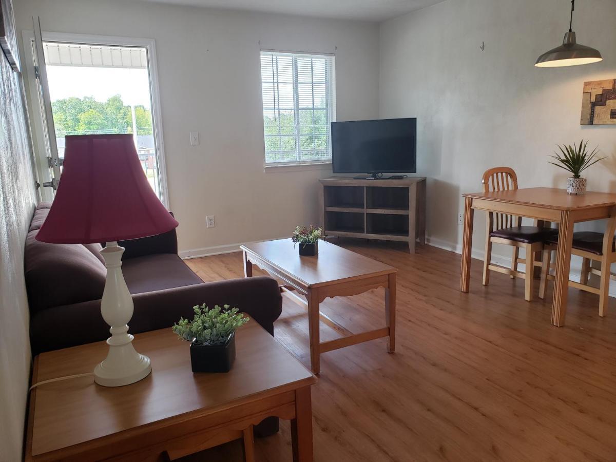 Affordable Suites Берлінгтон Екстер'єр фото