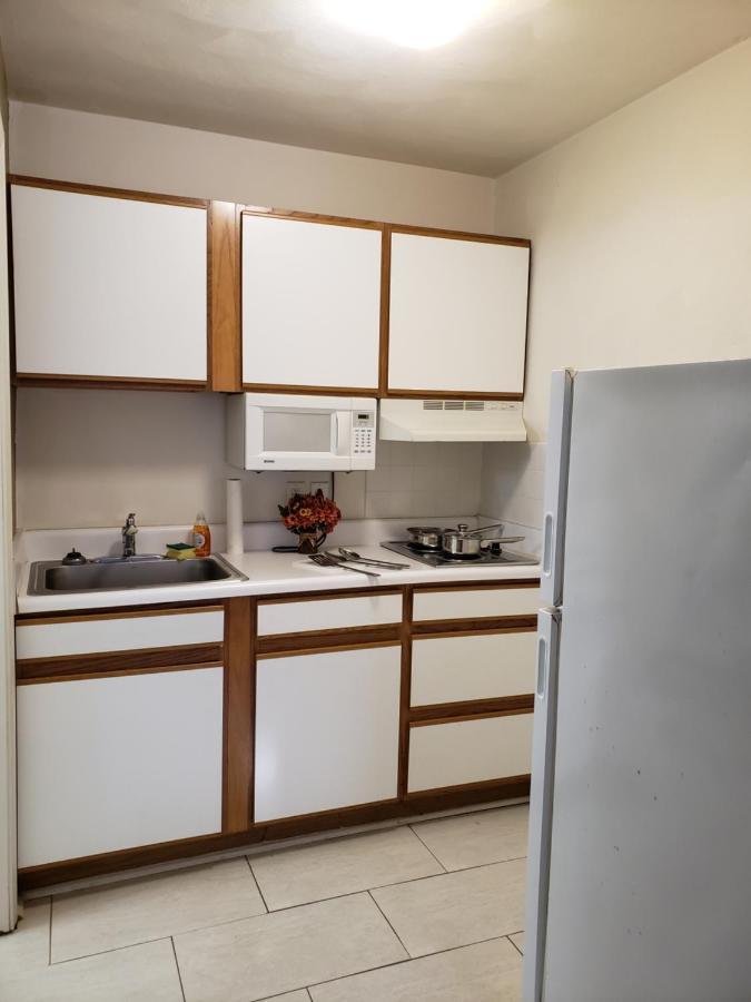 Affordable Suites Берлінгтон Екстер'єр фото
